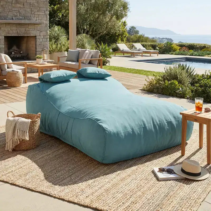 Christopher Knight Home Zhi Modern Outdoor Patio Bean Bag Daybed