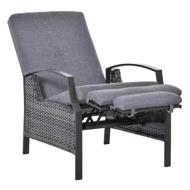 Outsunny Rattan Adjustable Recliner Chair with Hand-Woven All-Weather Wicker for Patio, Outdoor, Garden, Poolside
