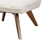 Fauteuil d'appoint Darielle Japandi en tissu bouclé crème et bois d'hévéa finition noyer