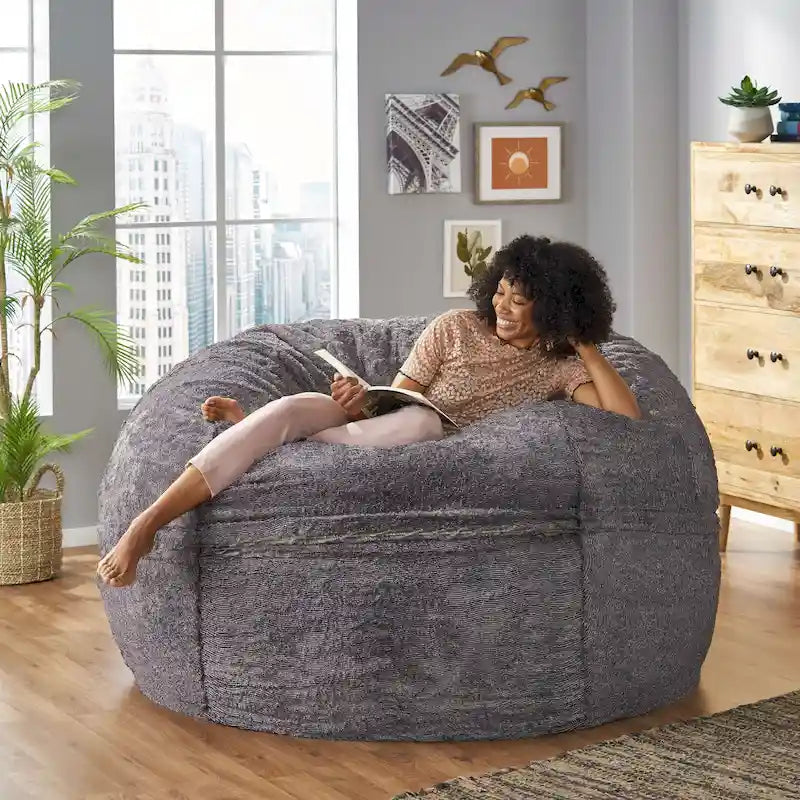 Pouf d'hiver en fausse fourrure Greyrock Modern Glam par Christopher Knight Home