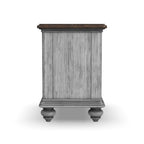 Table d'appoint Plymouth marron en bois par Flexsteel - 16 x 23 x 23
